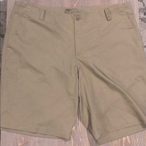 Nike golf shorts🌶5 for 40$🌶